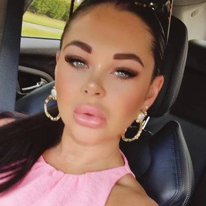 Meet your Posher, Alanna